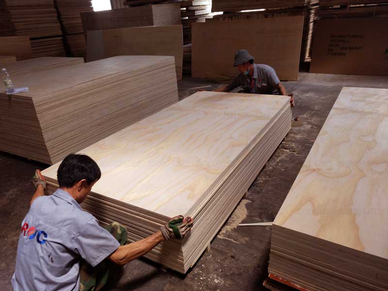 https://www.rocplex.com/cdx-pine-plywood-2440-x-1220-x-18mm-cdx-grade-ply-common-34-in-4-ft-x-8-ft-cdx-project-panel-product/